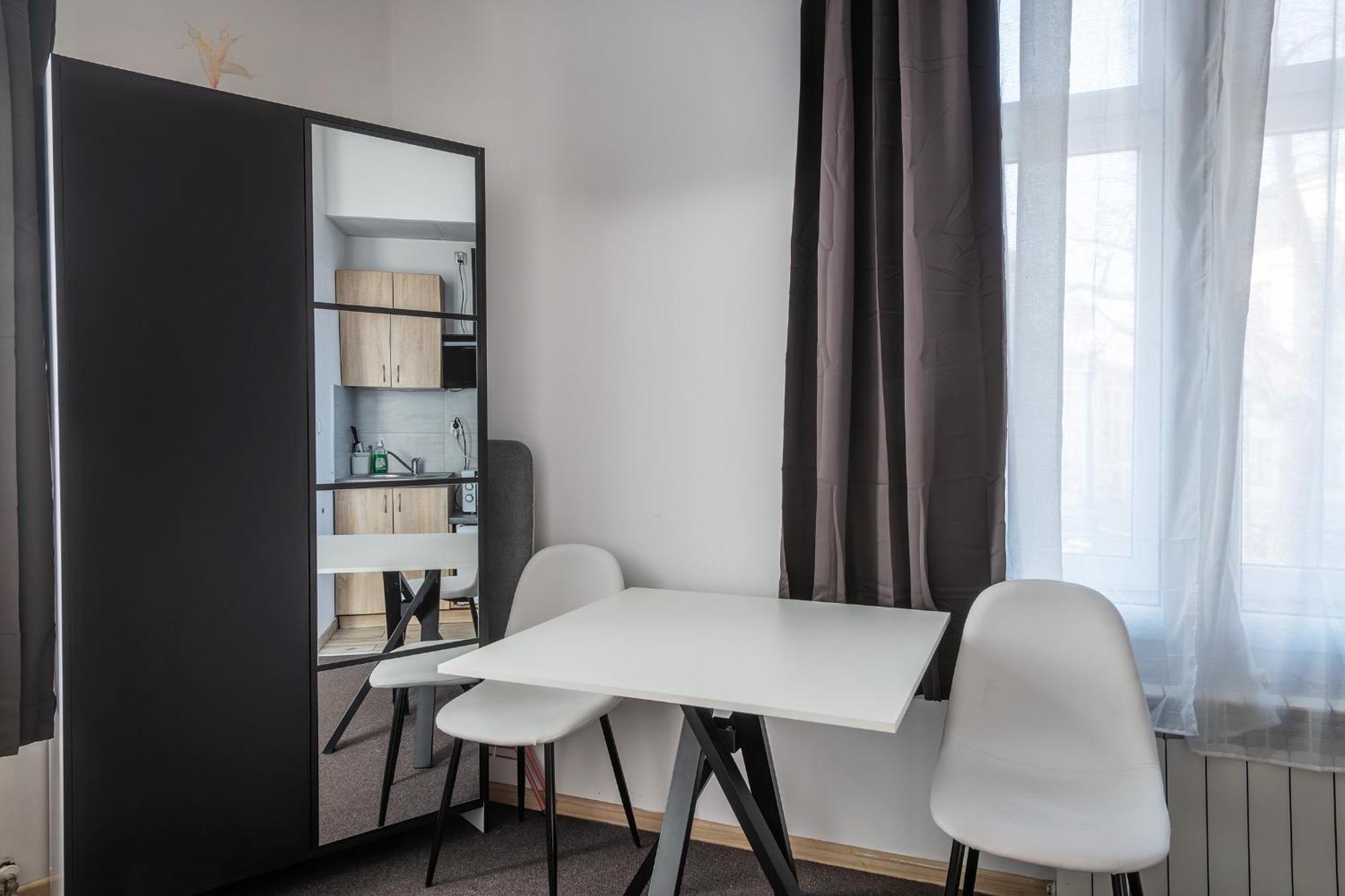 70S Business Room Krakow Ngoại thất bức ảnh